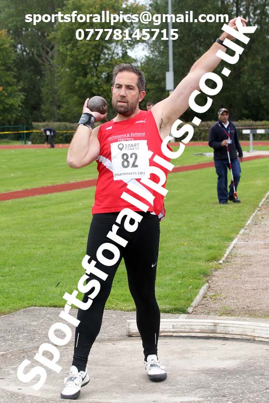 Shot putt, NECAA Open Meeting, Morpeth, Sunday, September 27th. David T. Hewitson/Sports for All Pics